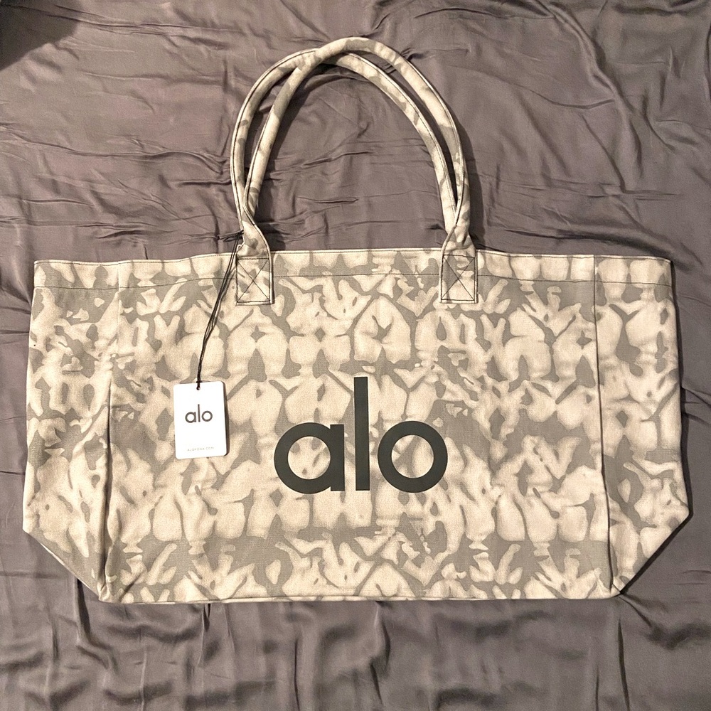 ALO Grey Tie Dye Shopper Tote / Tote Bag / Gym Bag
